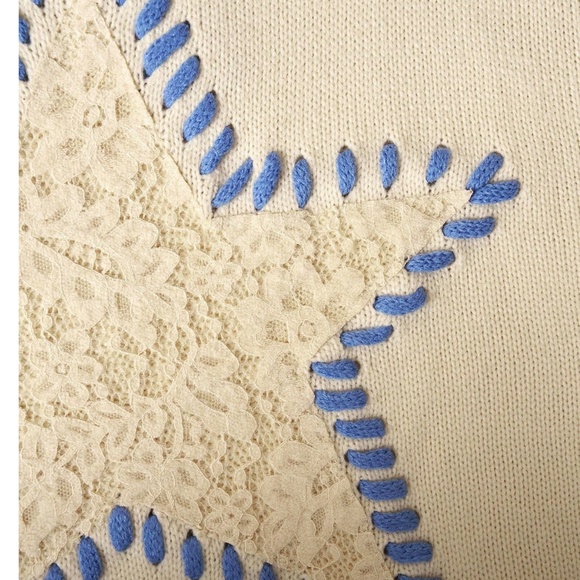 Cozy Contrast Detail Floral lace Star Oversized Sweater Top - Picture 6 of 6